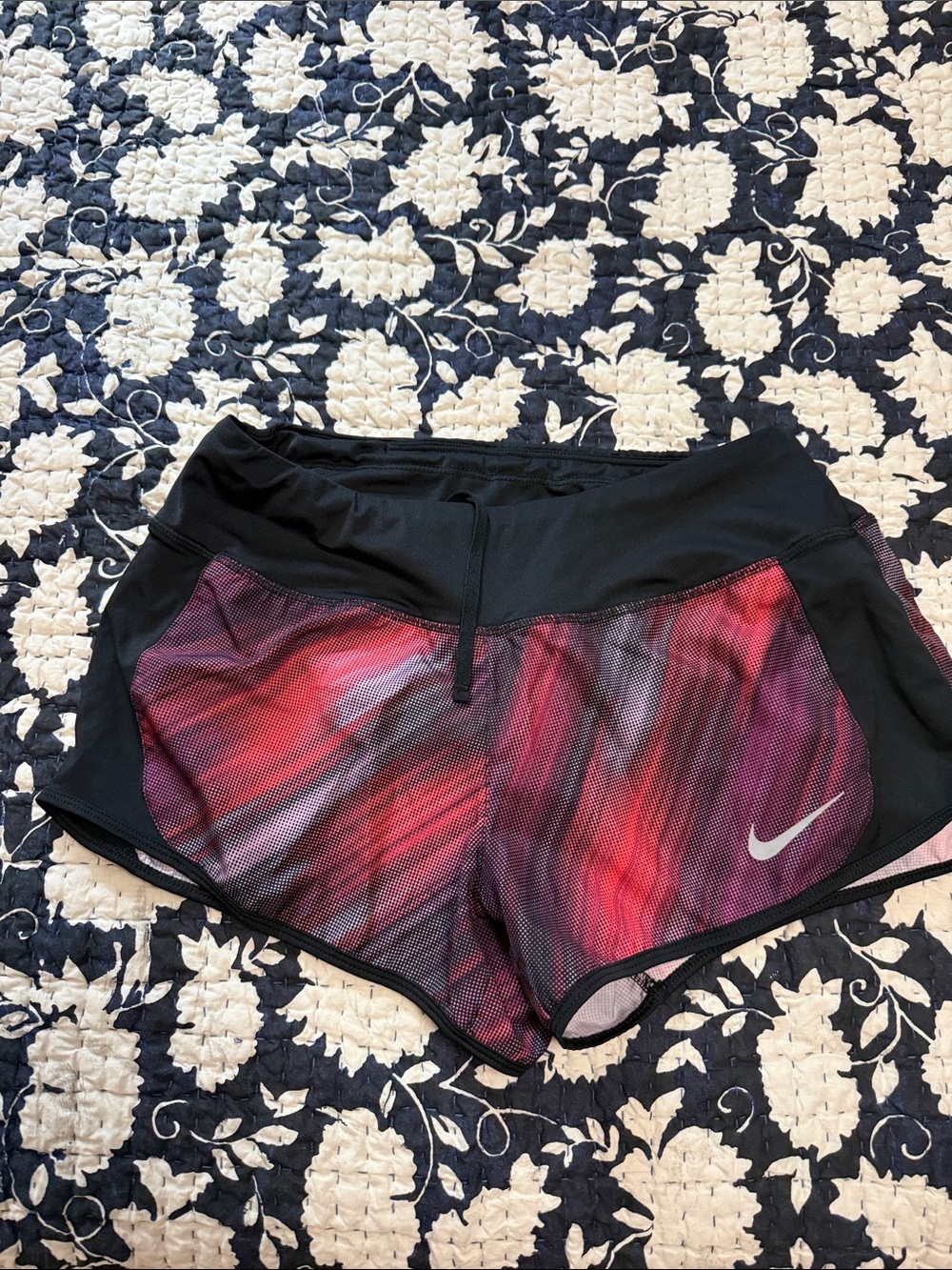 Nike Women’s Black & Red Patterned Running Shorts